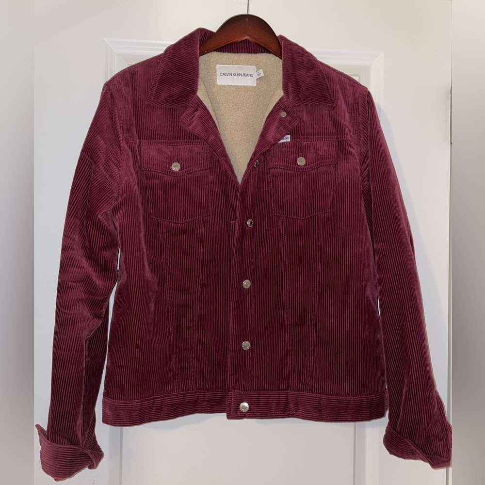 Calvin Klein Jeans Large maroon corduroy trucker jacket